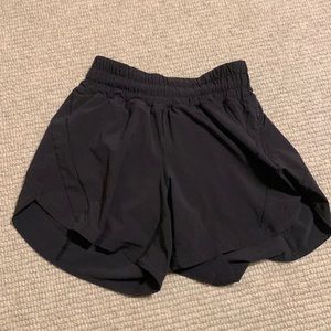 Black Lululemon Shorts 5”